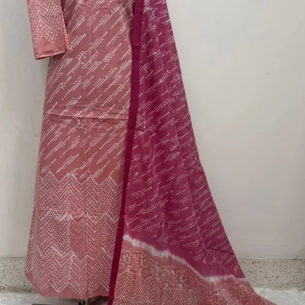ন্যাচারাল-টাই-ডাই-বাটিক-থ্রি-পিস-35