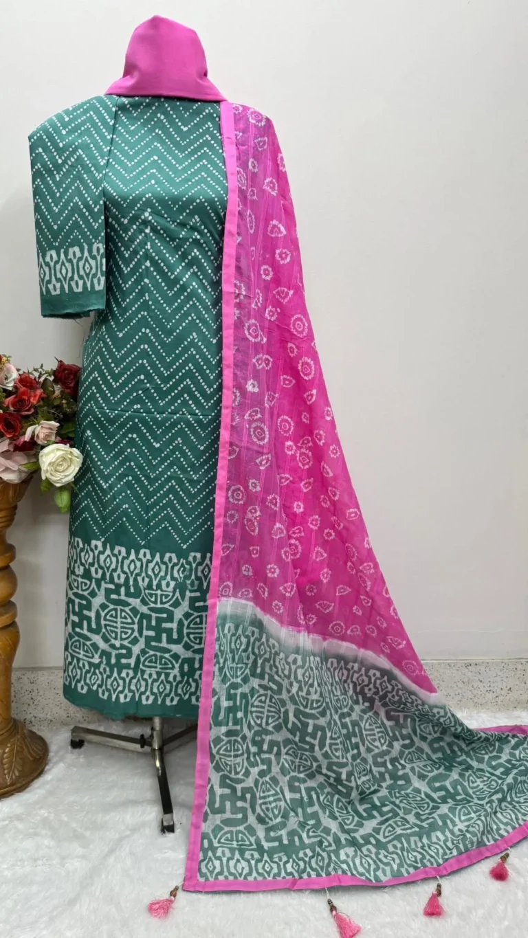 ন্যাচারাল-টাই-ডাই-বাটিক-থ্রি-পিস-37