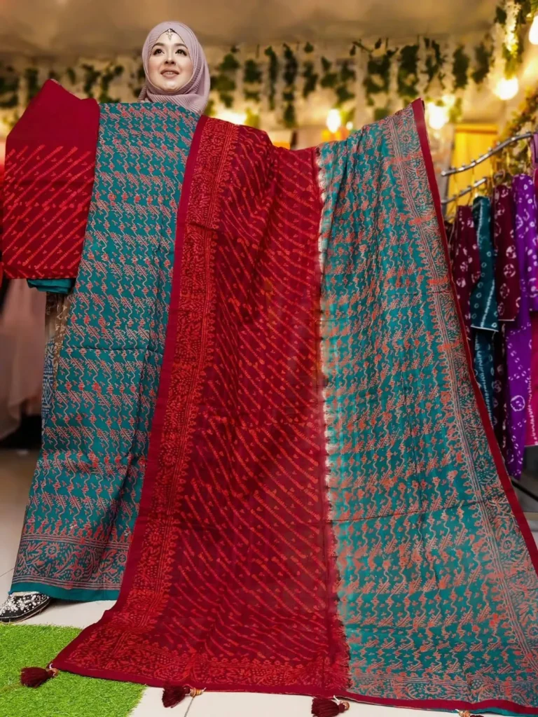ন্যাচারাল-টাই-ডাই-বাটিক-থ্রি-পিস-63