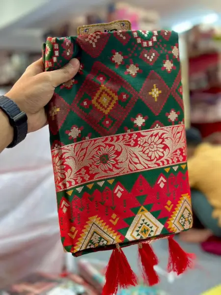 ikkat-silk-saree-bd-6 ikkat-silk-saree-bd-6